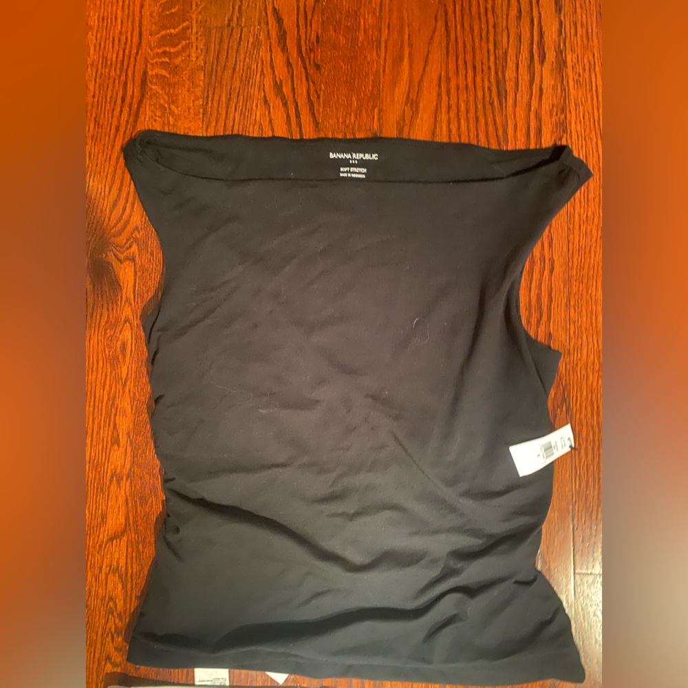 Banana Republic Soft Stretch Black Tee